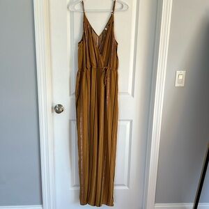 Yellow striped vneck jumper  with adjustable straps never used like new